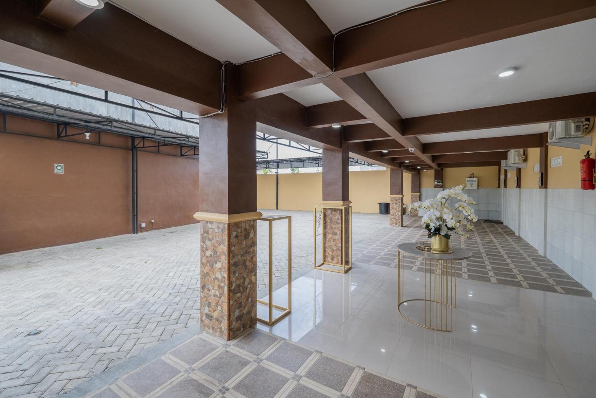 Reddoorz Syariah Near Rsud Dr Iskak Tulungagung Hotel Kedungwaru Exterior photo